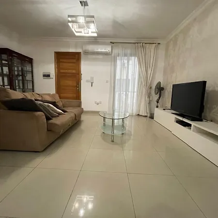 Apartman Modern 2 Bedroom Next To The Promenade R2 *