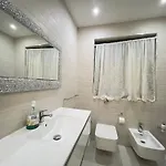 The Moment - R2 Apartment *
